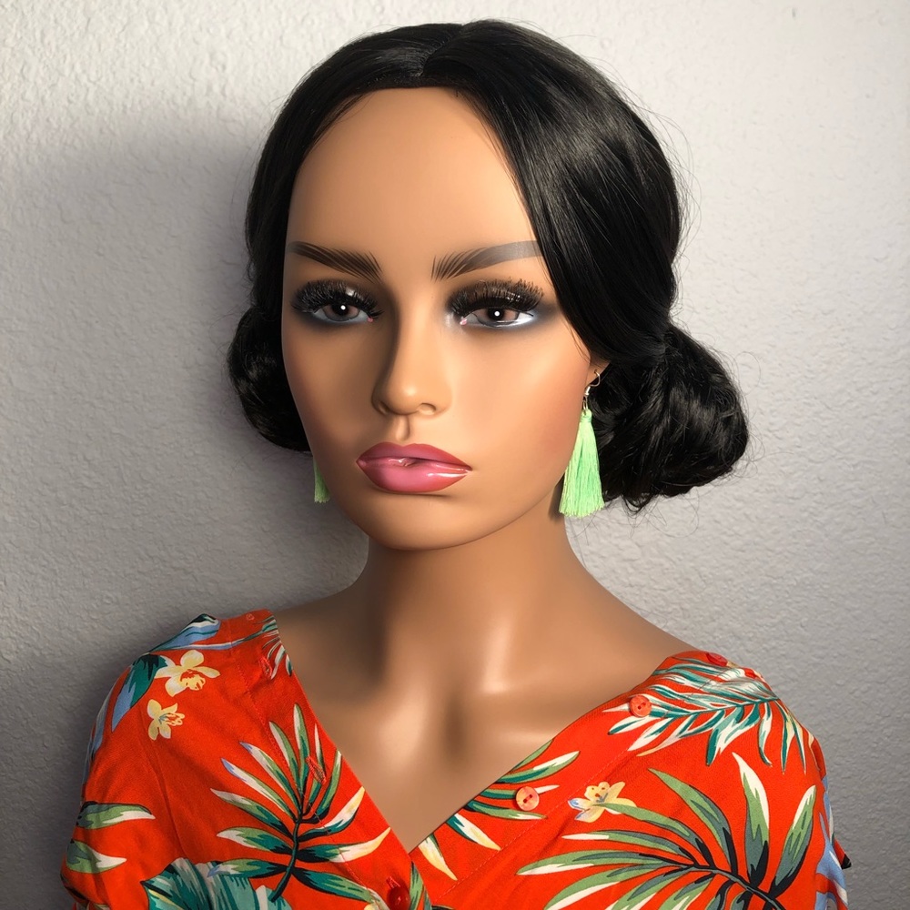 🦋 Handmade Neon Green Tassel Earrings 🦋 - Picture 6 of 8